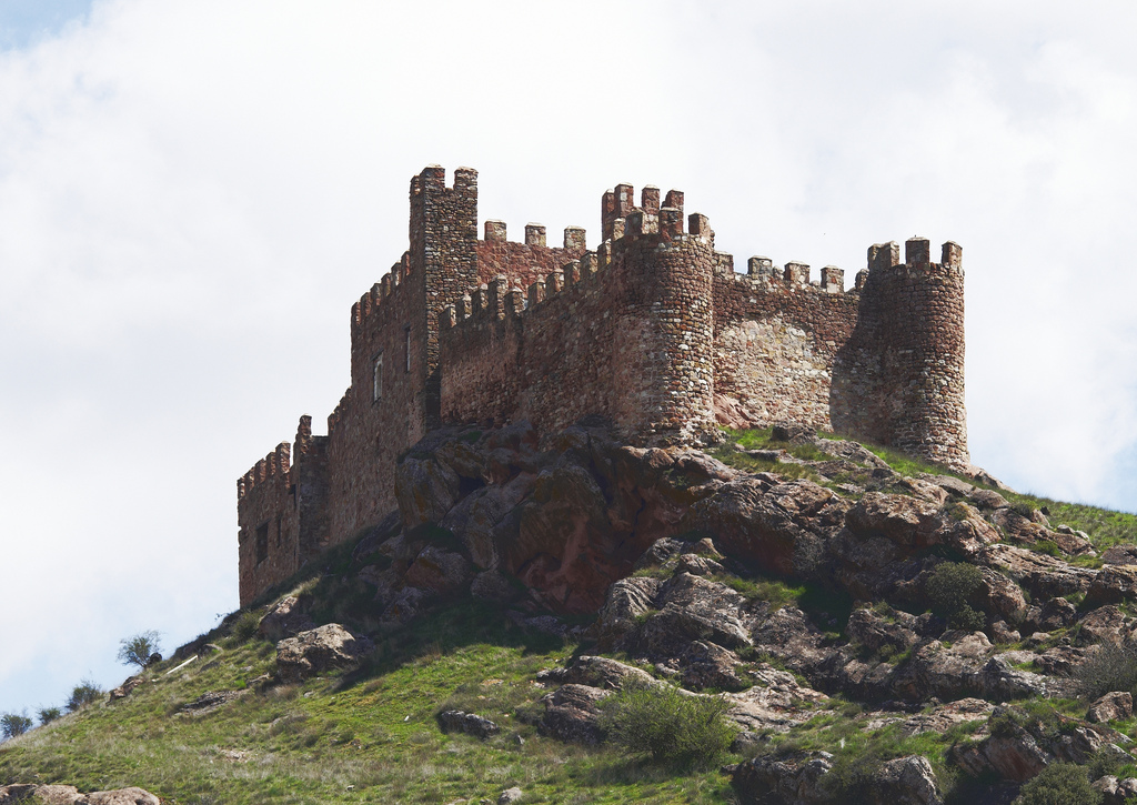 Castle of Riba de Santiuste（スペイン）