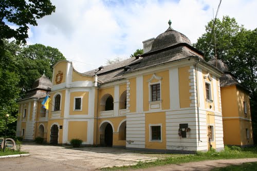 Perényi Mansion in Ukraine