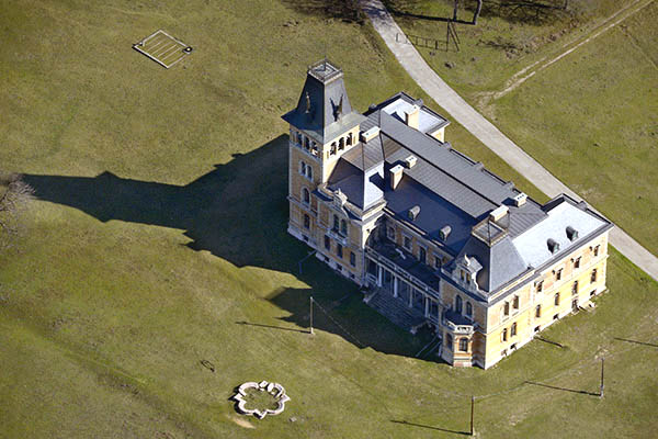 Kégl Palace in Hungary