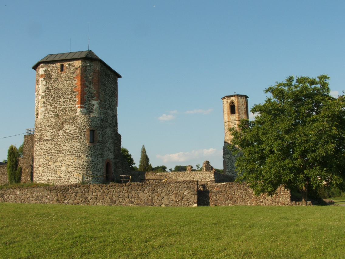 Castle of Kisnána in Hungary