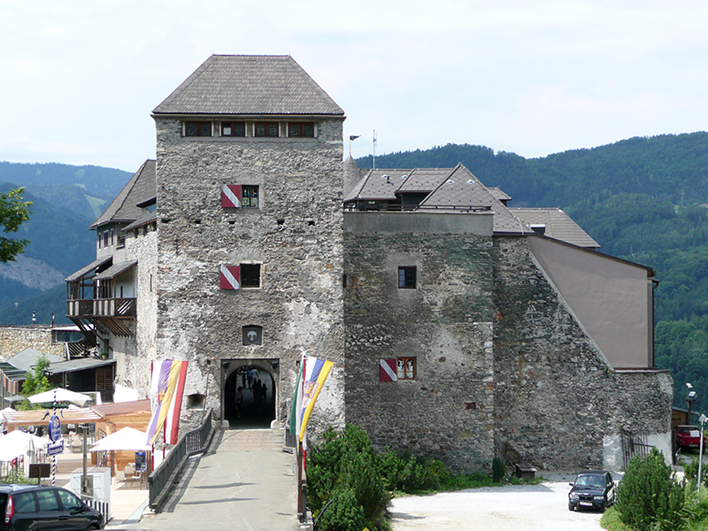 Burg Oberkapfenberg in Austria