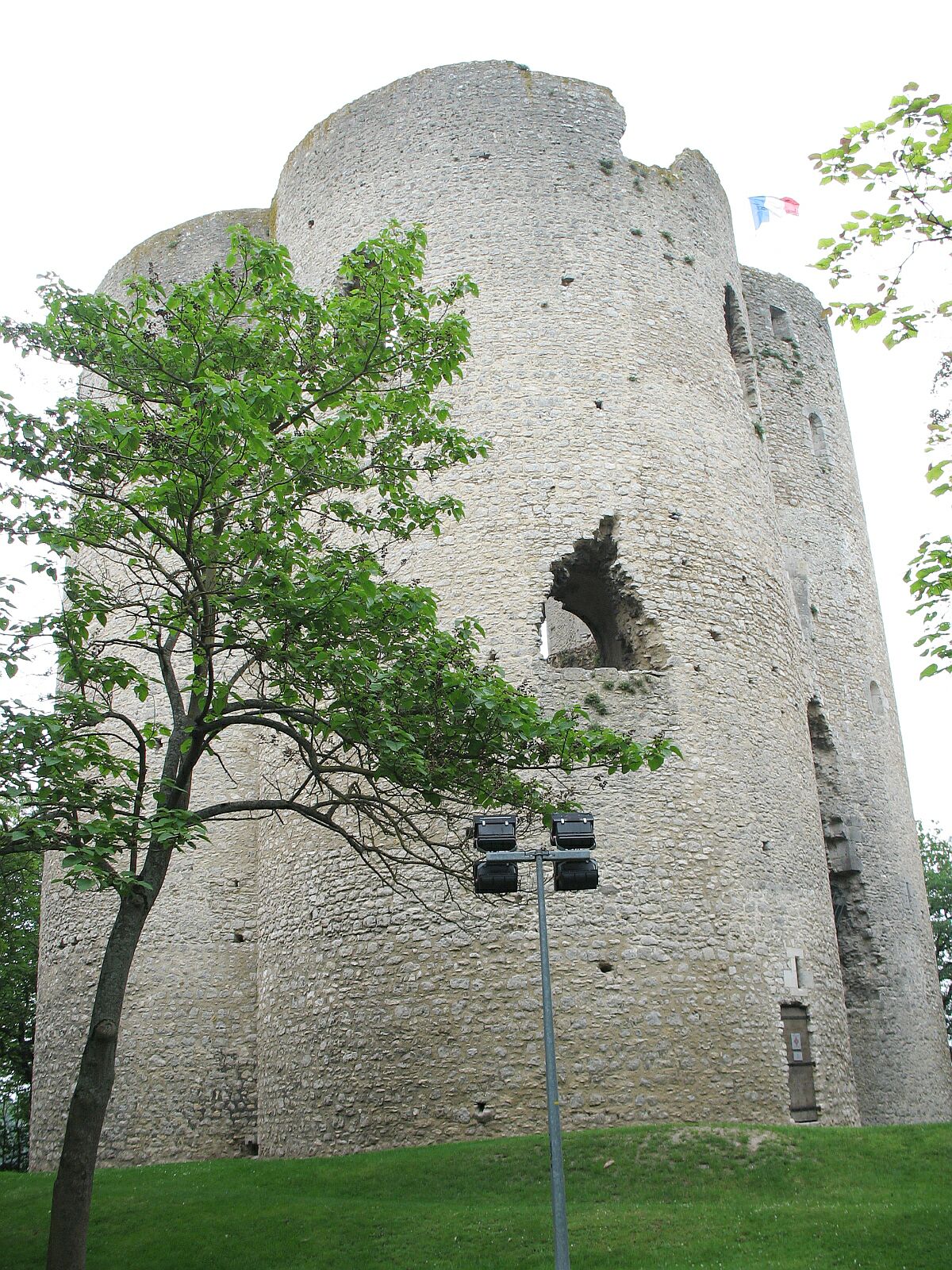 Burg Étampes in Frankreich