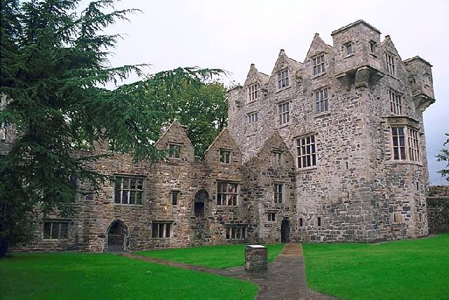 Donegal Castle（アイルランド）