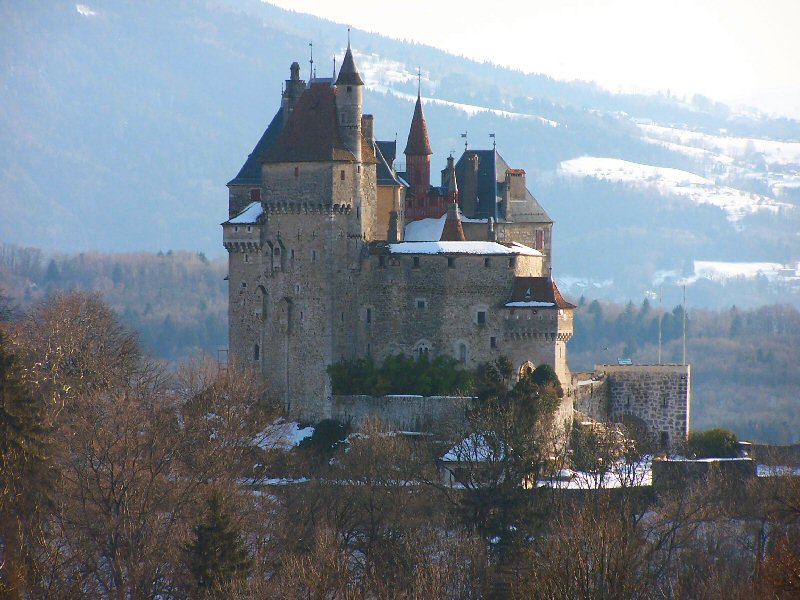 Château de Menthon-Saint-Bernard（フランス）