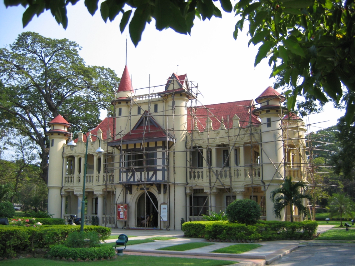 Sanam Chandra Palace in Thailand