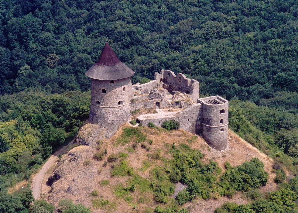 Šomoška Castle（スロバキア）