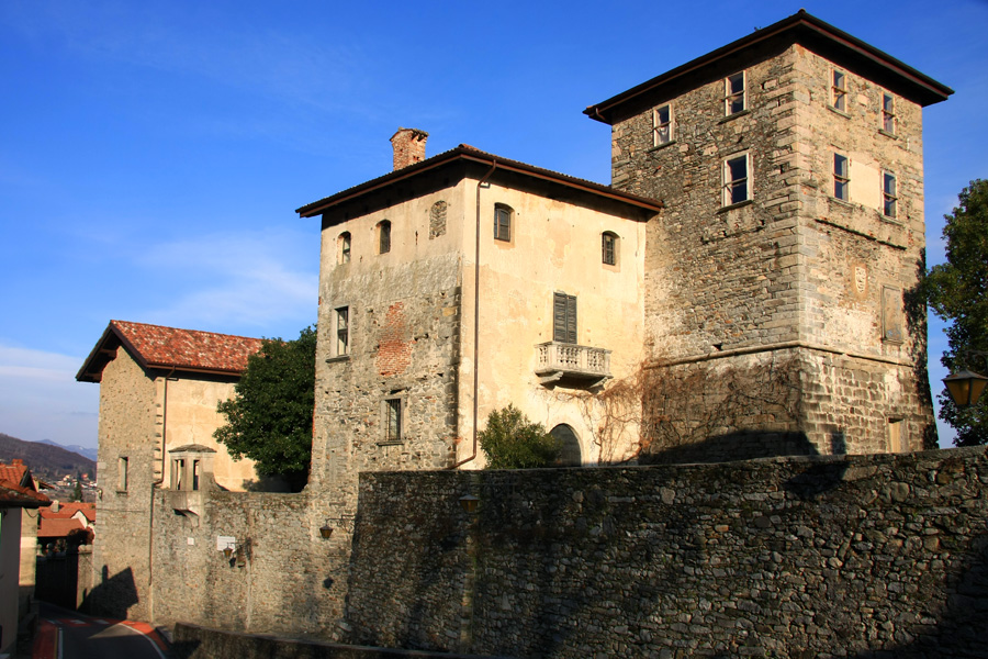 Visconti Castle (Massino)（イタリア）