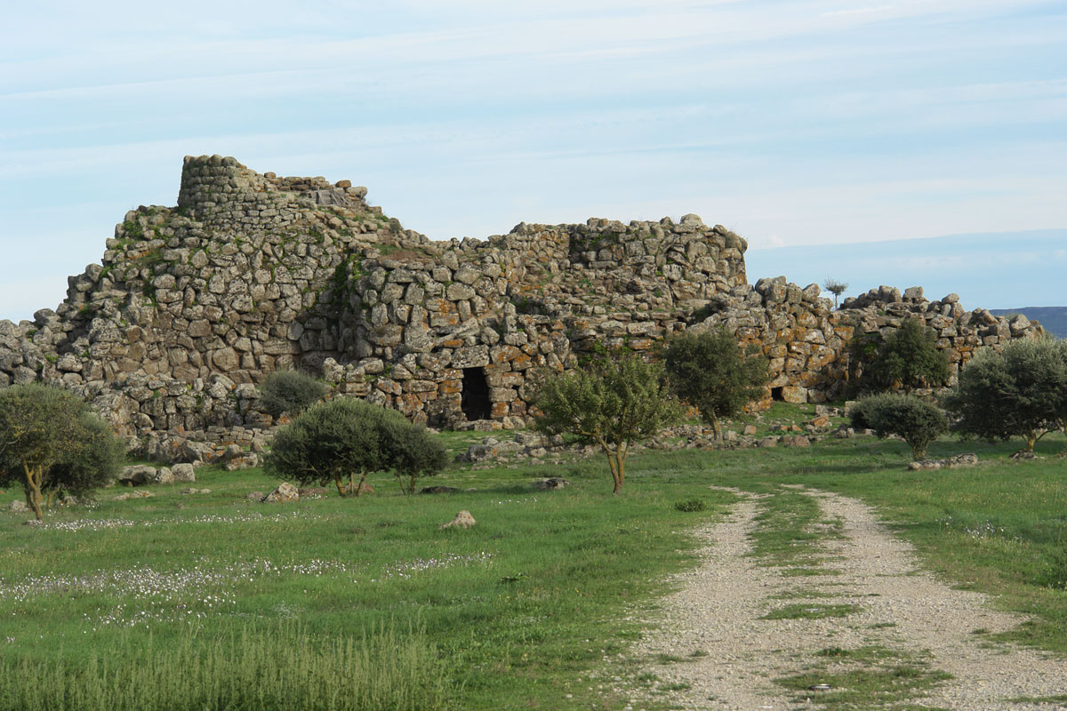 Nuraghe Arrubiu we Włoszech