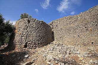Castle of Varnakas