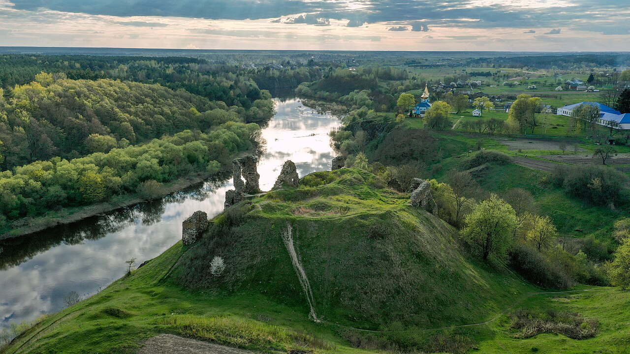 Губківський замок в Україні