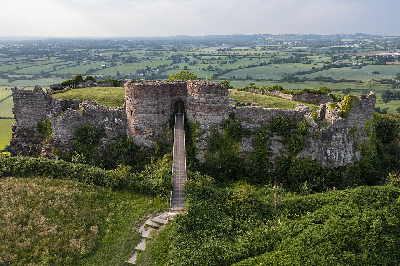 Beeston Castle（イングランド）