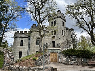 Glehn Castle