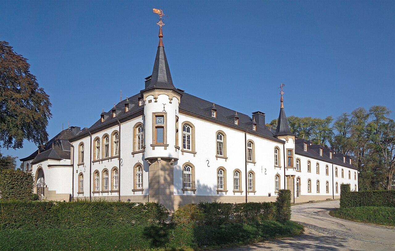 Urspelt Castle（ルクセンブルク）