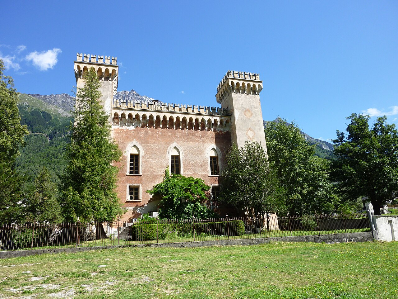 Castelmur Castle (Stampa) en Suiza
