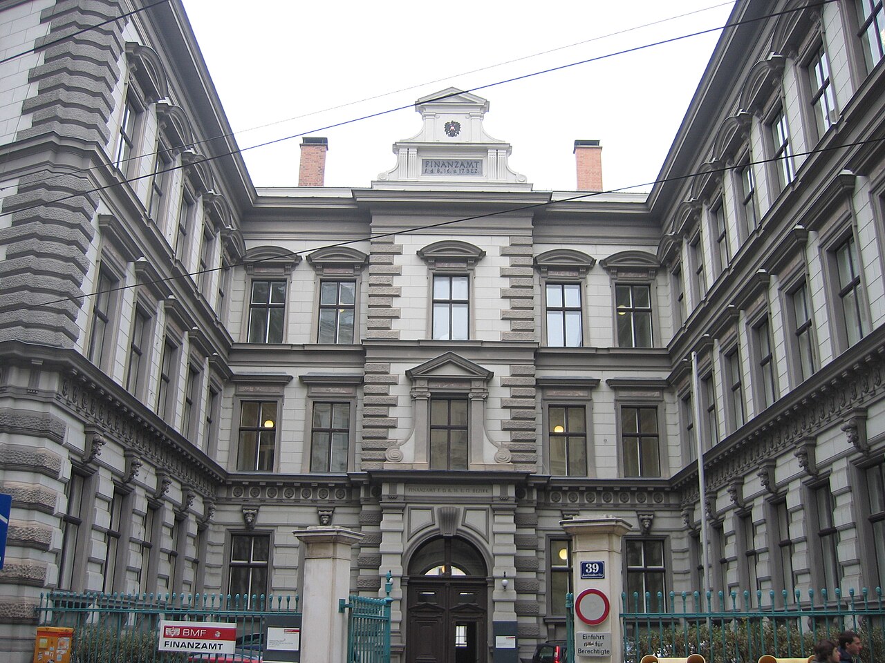 Palais Strozzi in Austria
