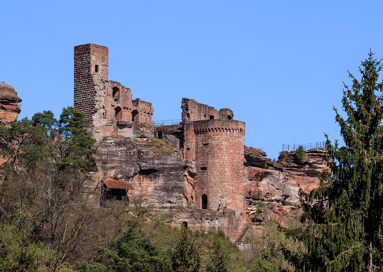 Altdahn Castle in Germany