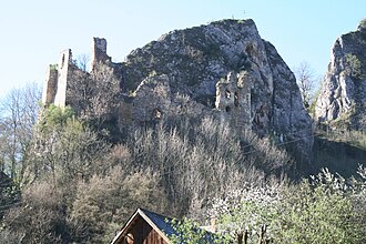 Lednica Castle