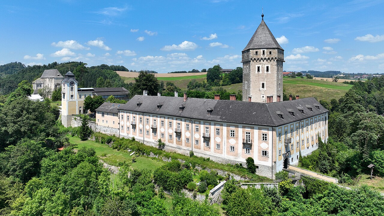 Schloss Neuhaus an der Donau in Österreich