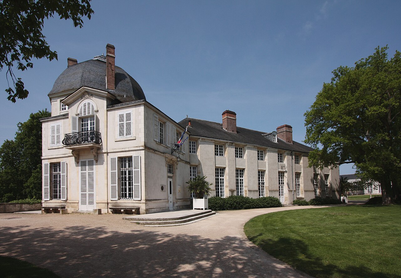 Château de Châteauneuf-sur-Loire in France