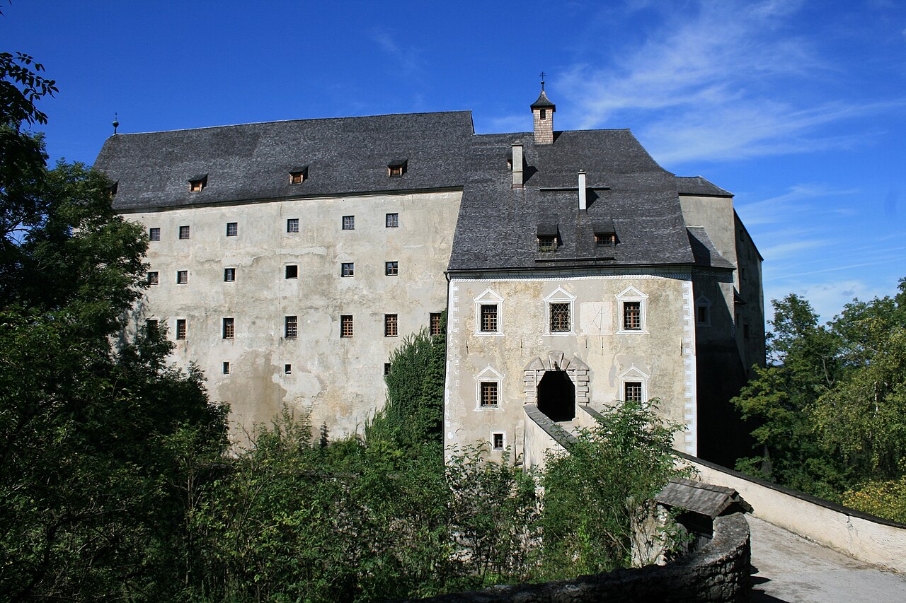 Burg Altpernstein in Austria