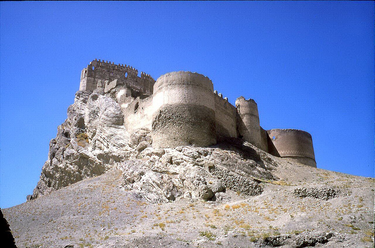 Hoşap Castle（トルコ）