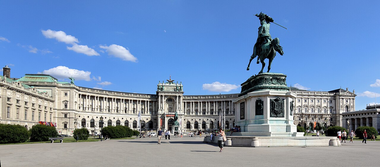 ホーフブルク宮殿 (Hofburg Palace)（オーストリア）