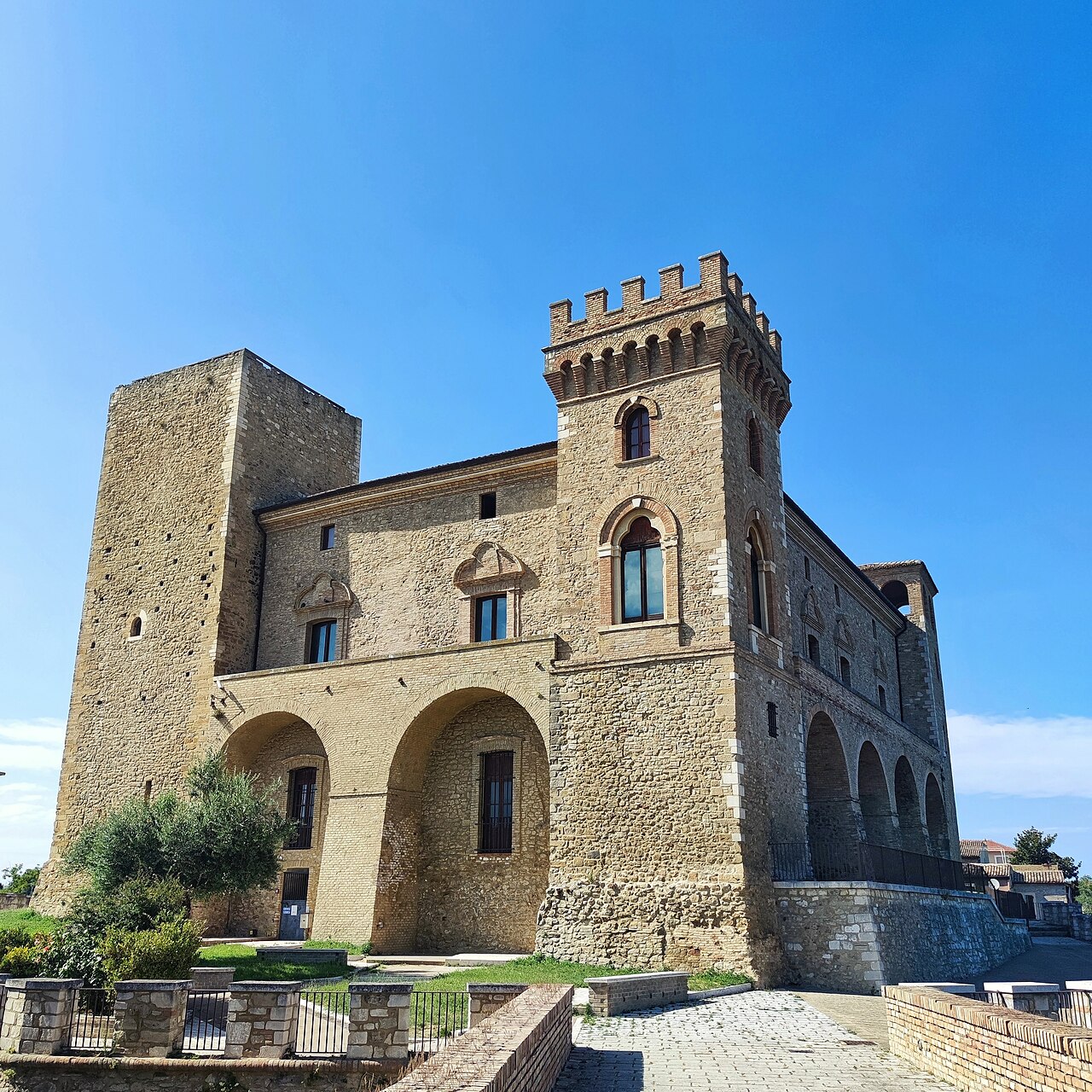 Castello ducale di Crecchio en Italia
