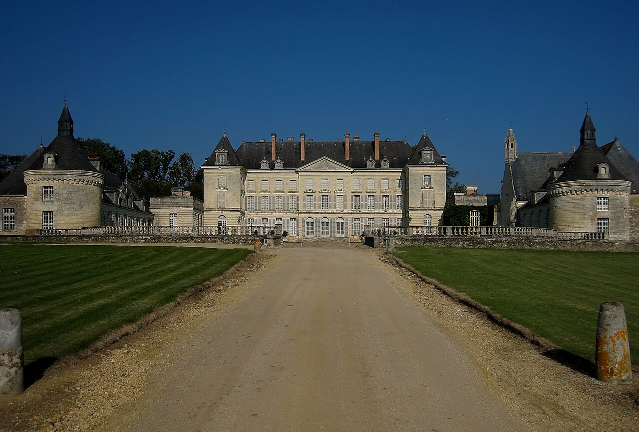 Château de Montgeoffroy（フランス）