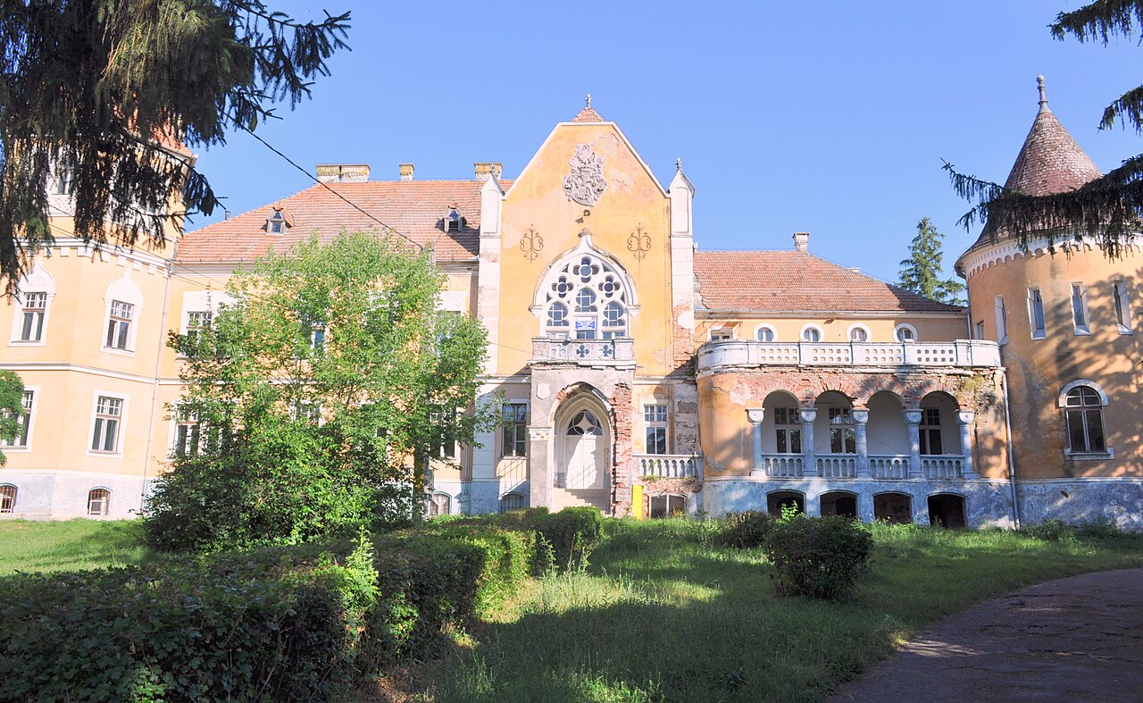 Castelul din Zau de Câmpie in Romania