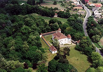Mágóchy–Alaghy–Sennyei Castle