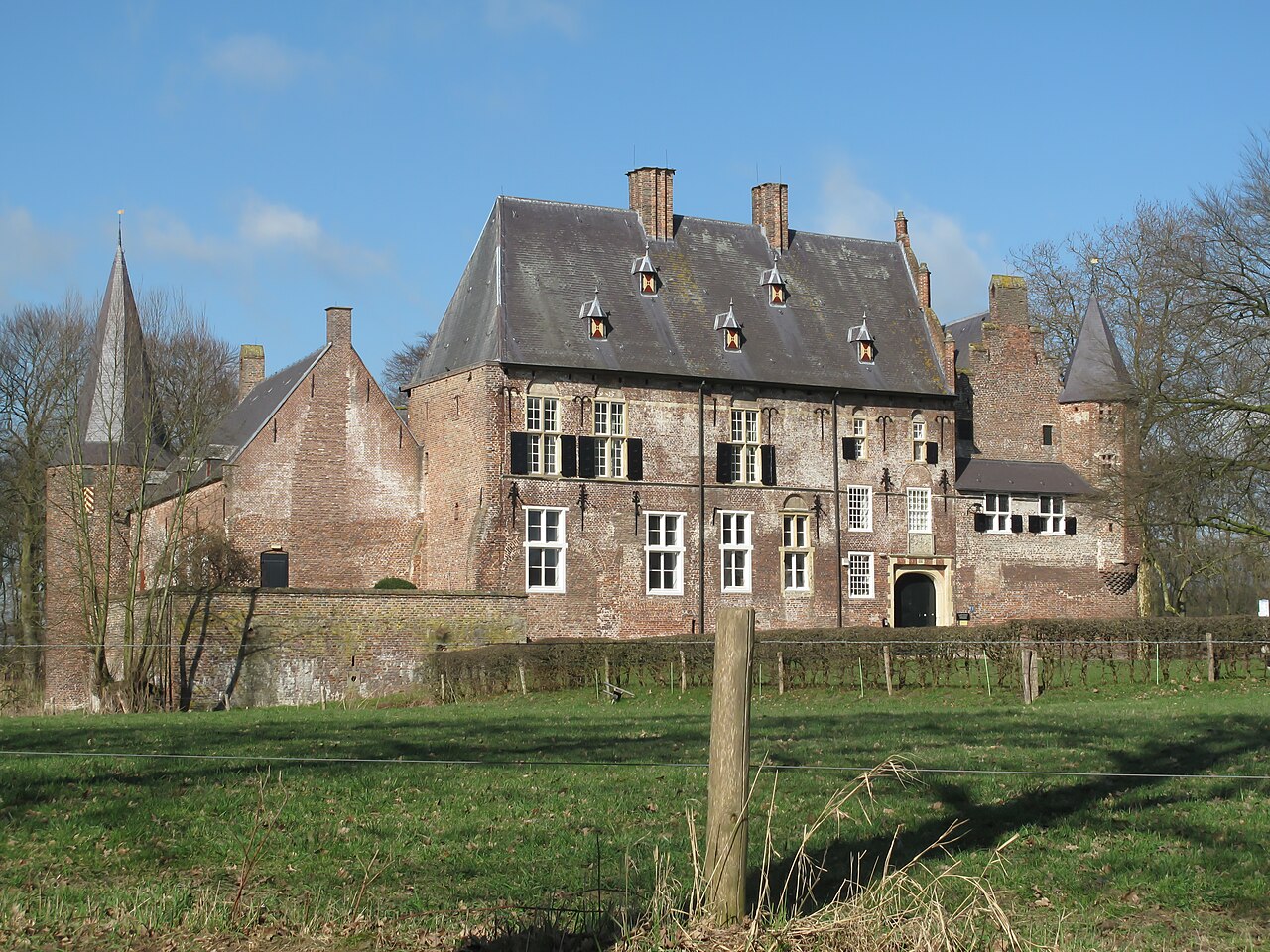 Hernen Castle у Нідерландах