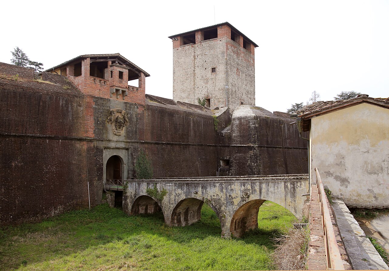Fortezza Santa Barbara en Italia