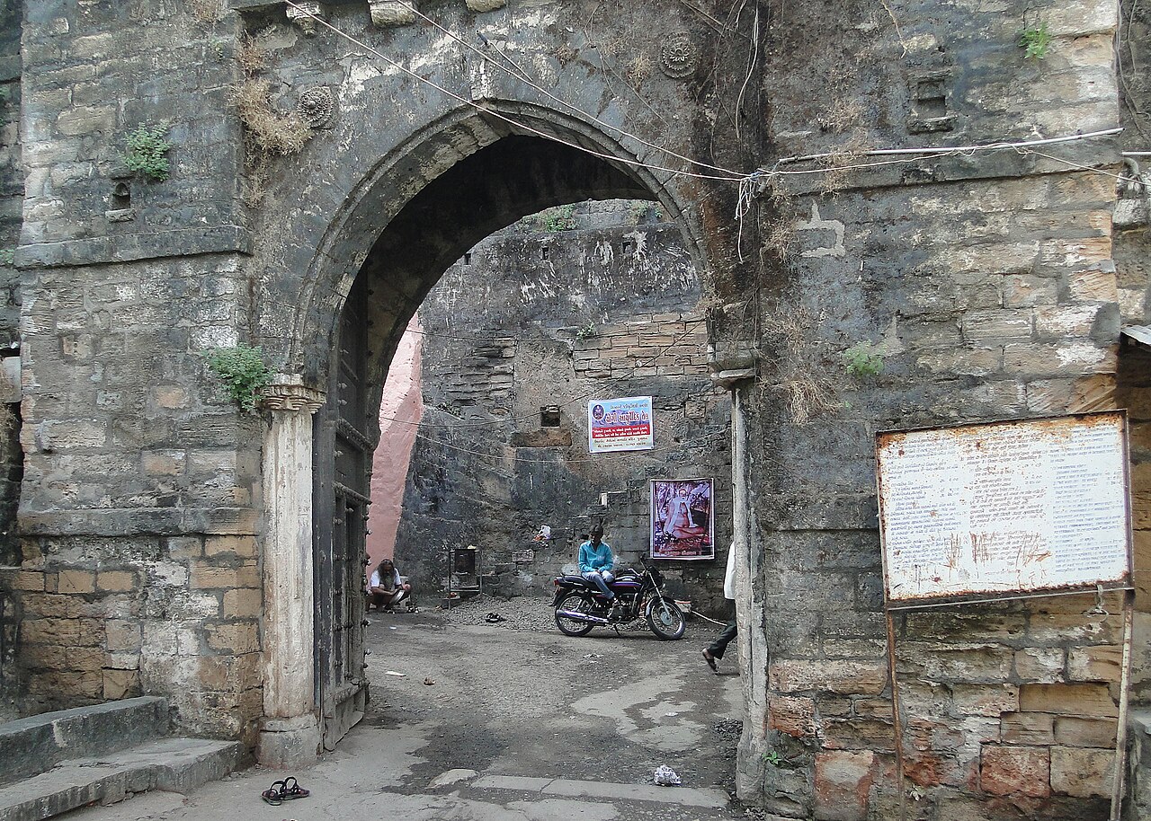 Uparkot Fort w Indiach