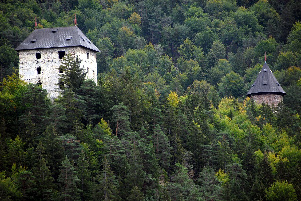 Ruine Weissenegg w Austrii