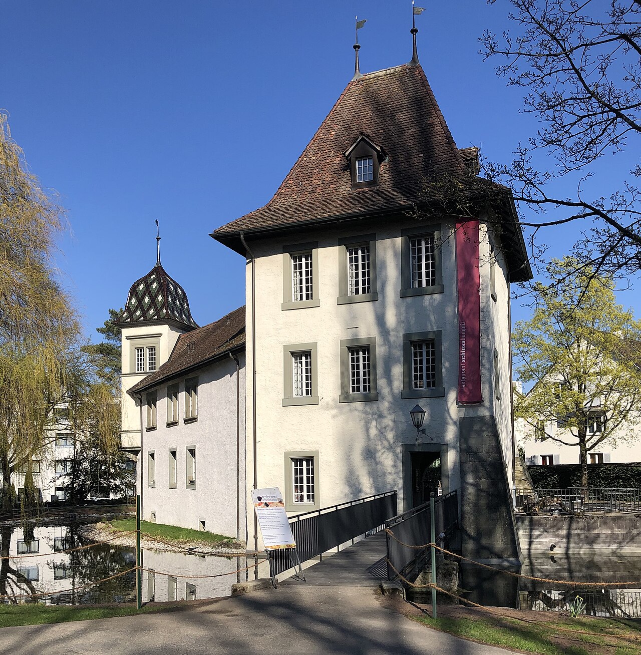 Altes Schloss Bümpliz w Szwajcarii