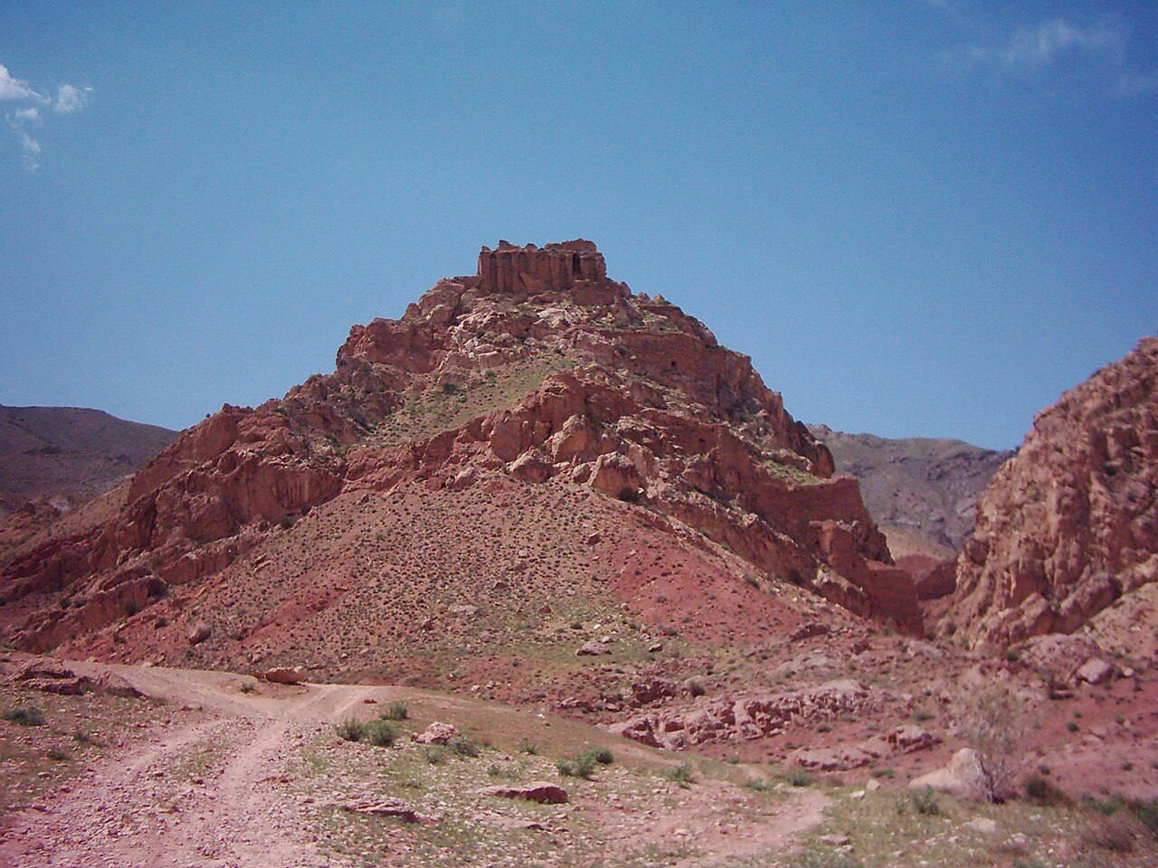 Dokhtar Castle (Saveh County) in Iran