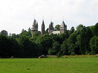 Faulx-les-Tombes Castle