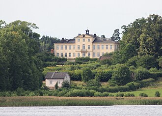 Östanå Castle