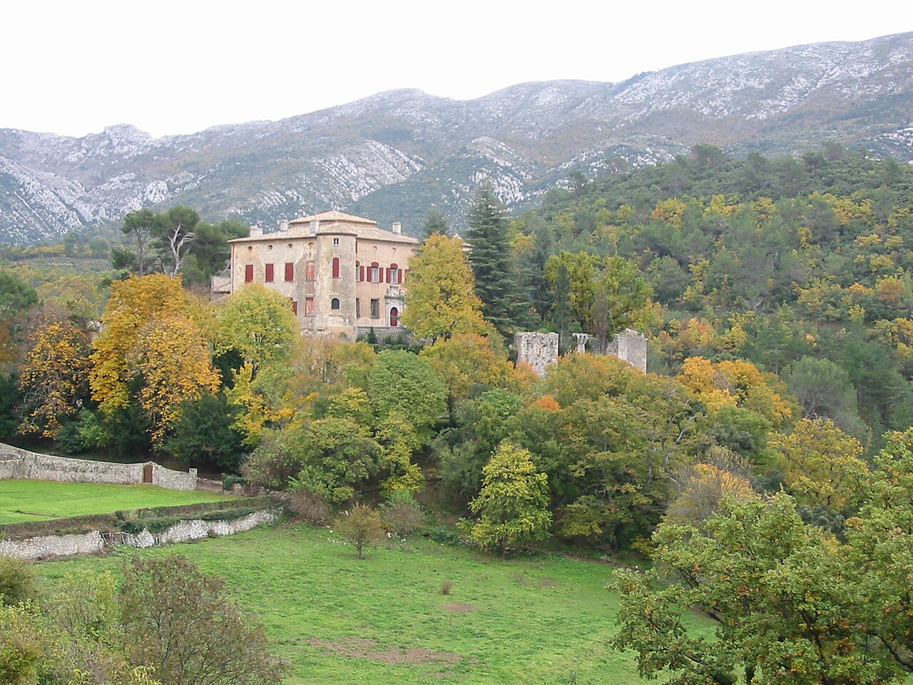Castillo de Vauvenargues en Francia