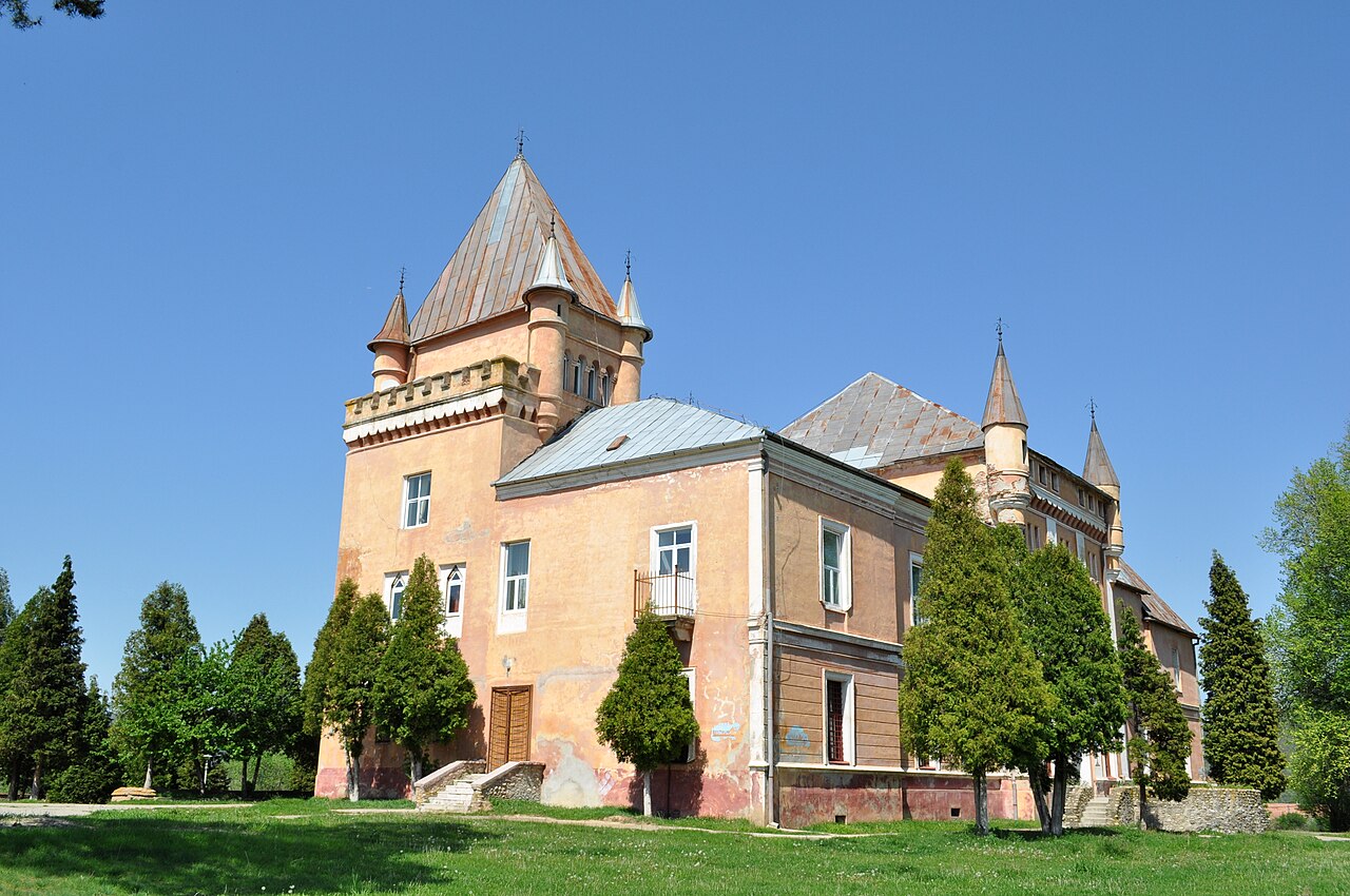 Kendeffy Castle in Romania