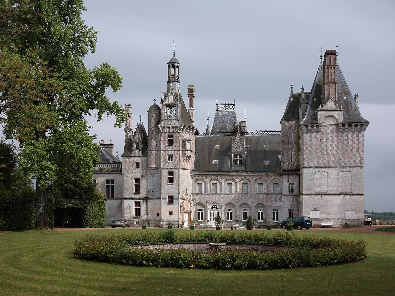 Château de Montigny-le-Gannelon en Francia