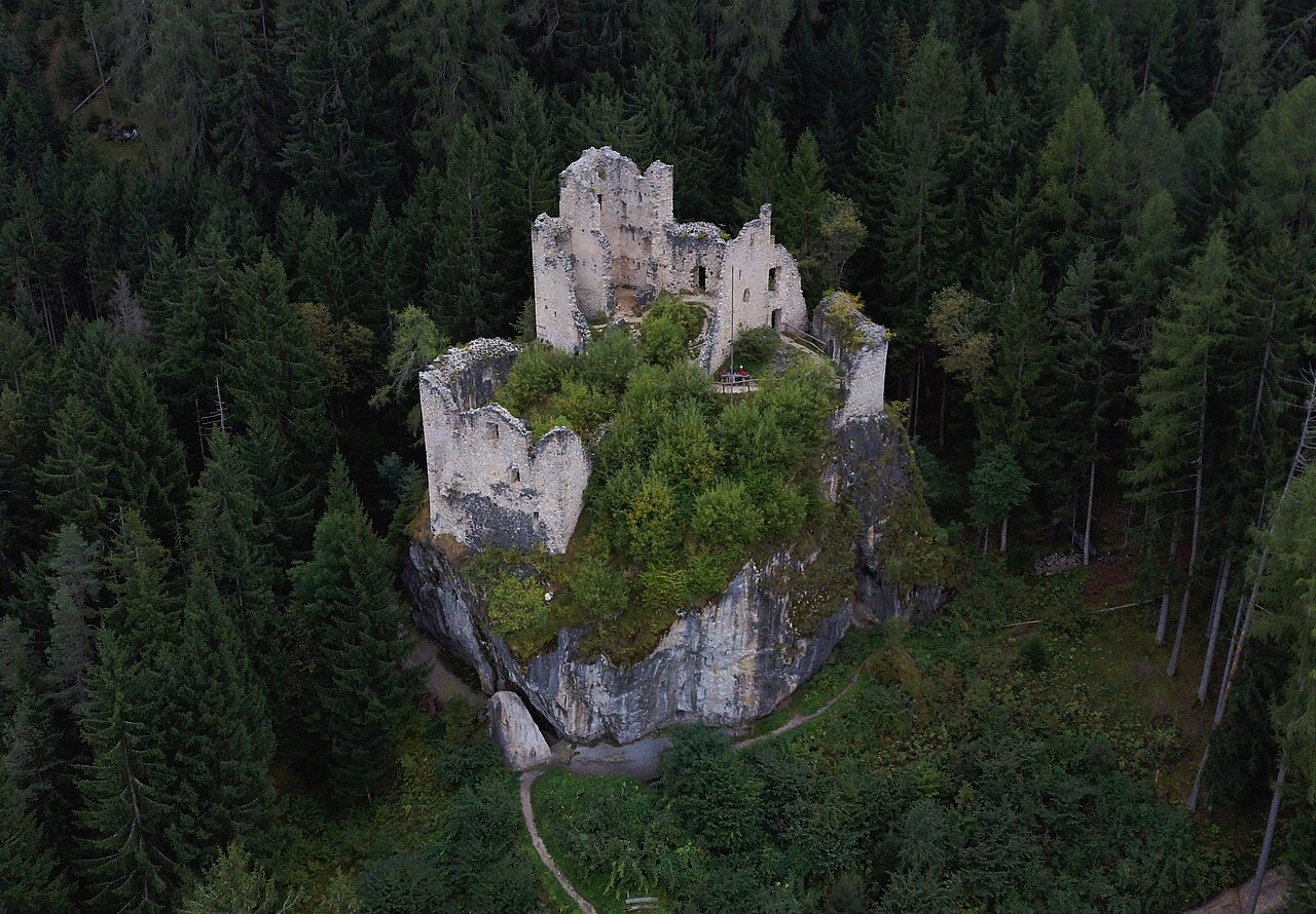 Castle Hauenstein in Italy