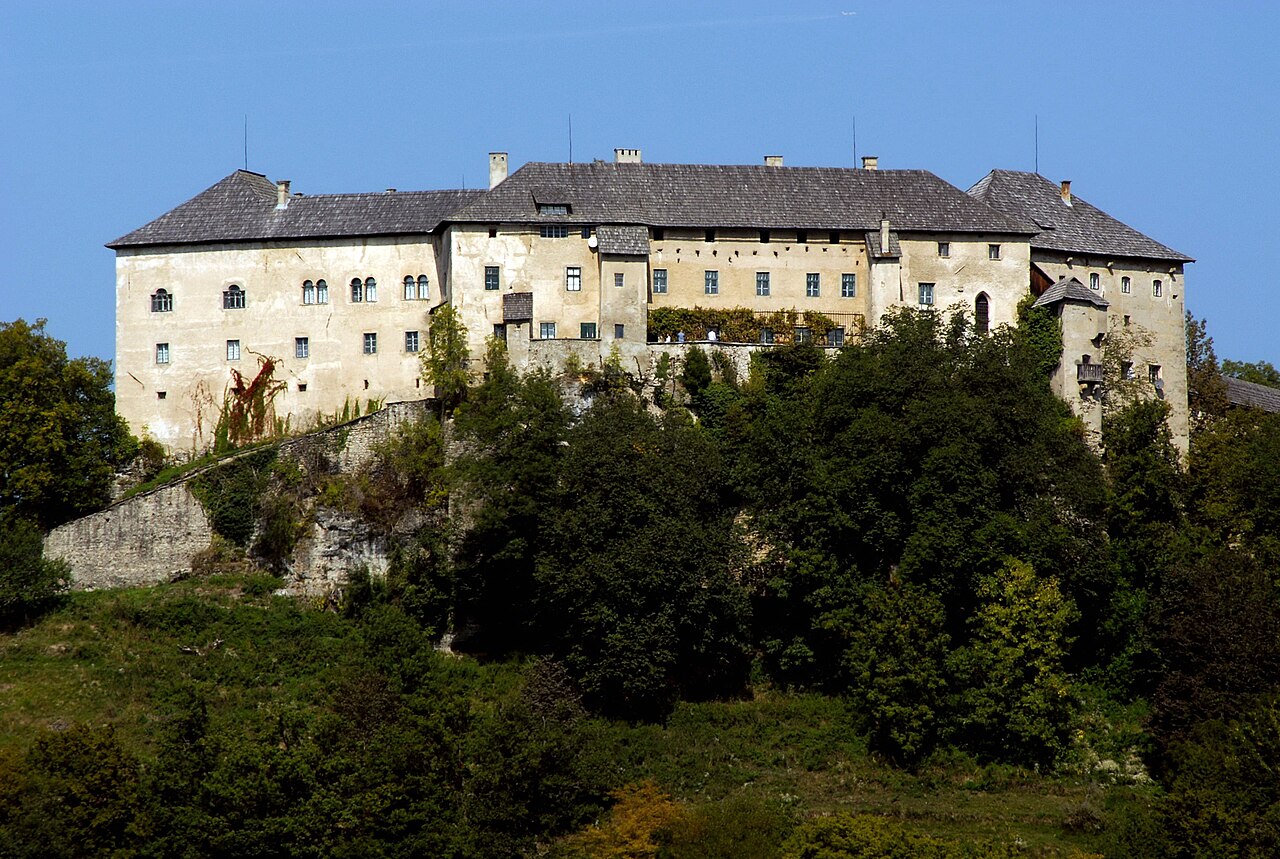 Burg Hollenburg in Austria