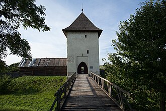 Defense tower in Piatnychany