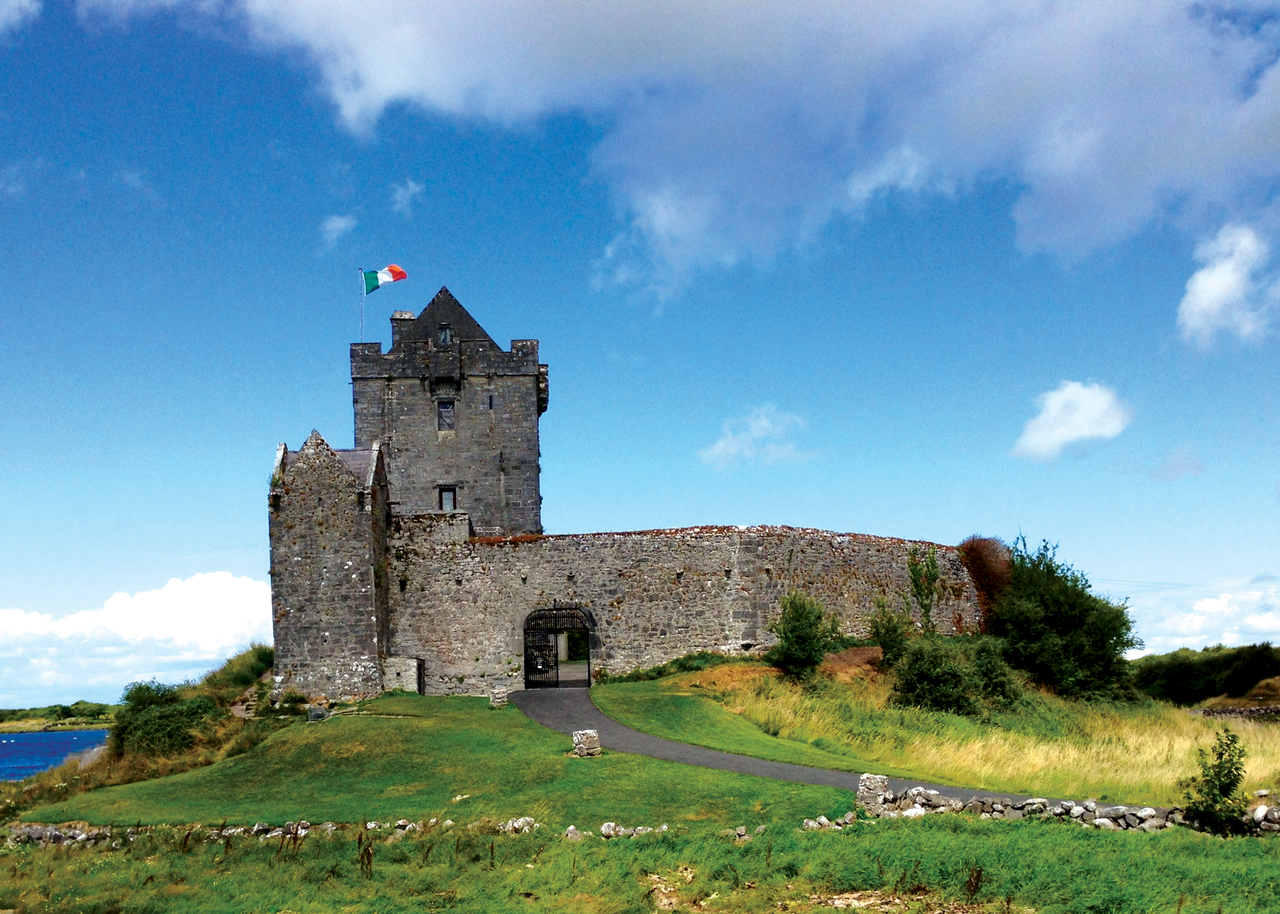 Dunguaire Castle（アイルランド）