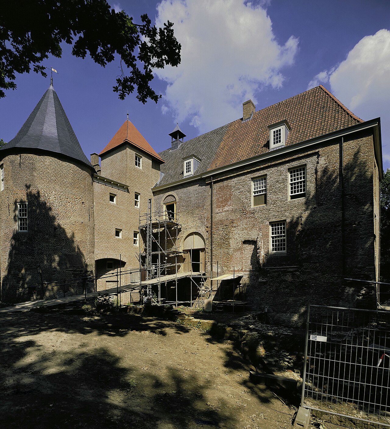 Kasteel Nederhemert in the Netherlands