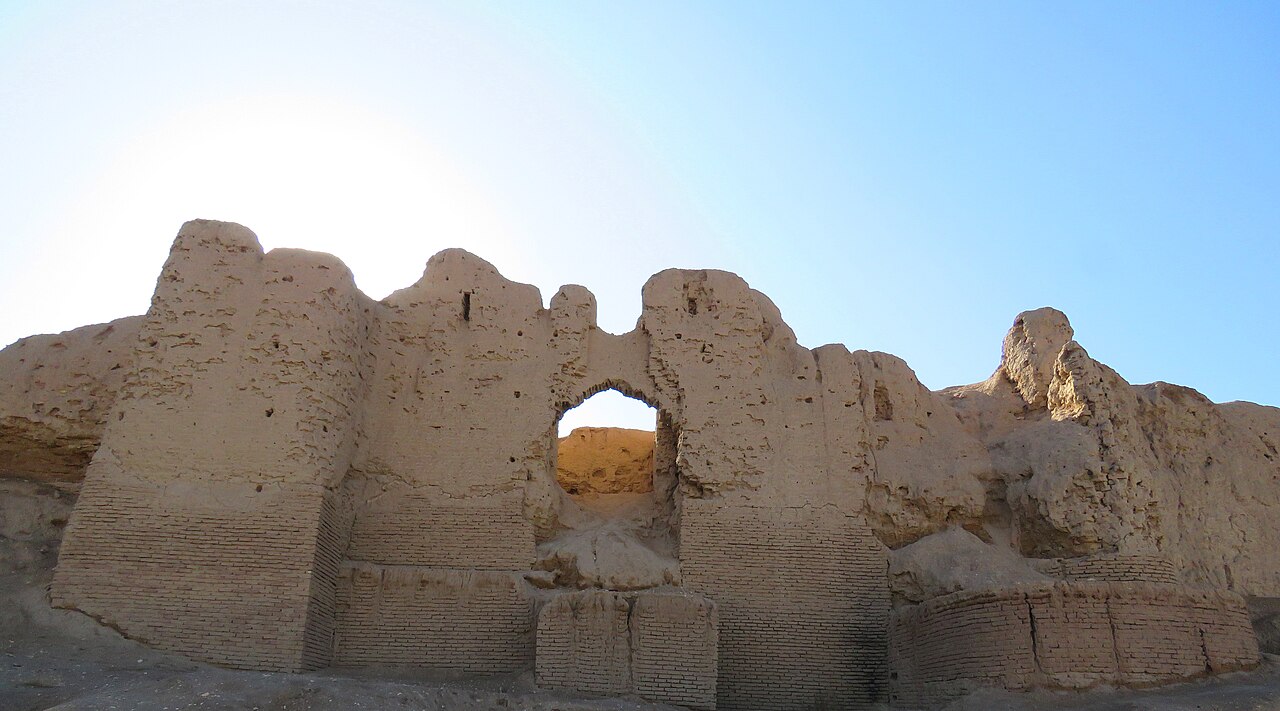 Dokhtar Castle (Kerman) в Ірані
