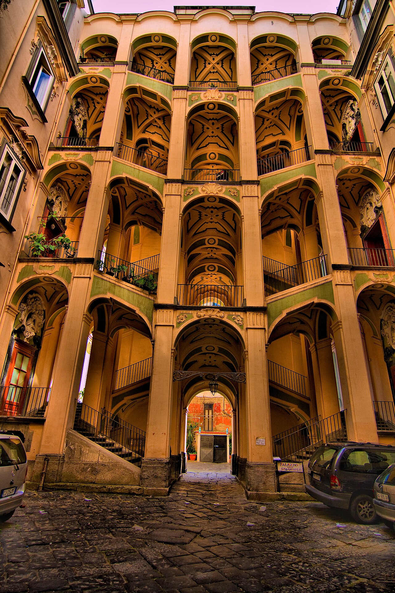 Palazzo dello Spagnolo（イタリア）
