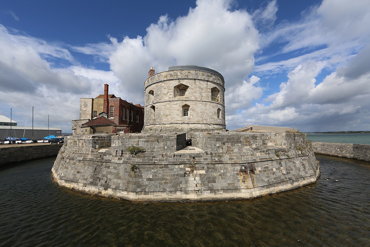 Calshot Castle in England