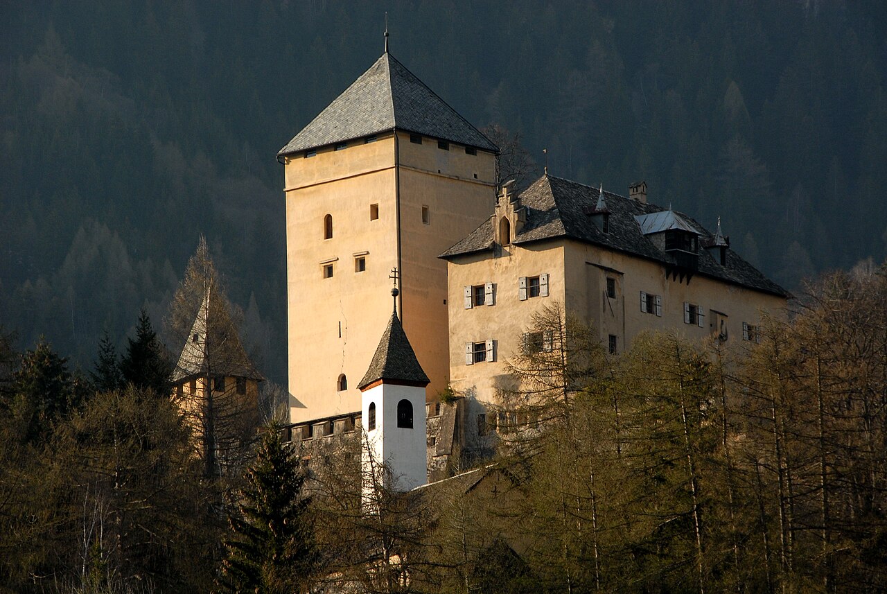 Burgruine Groppenstein in Austria